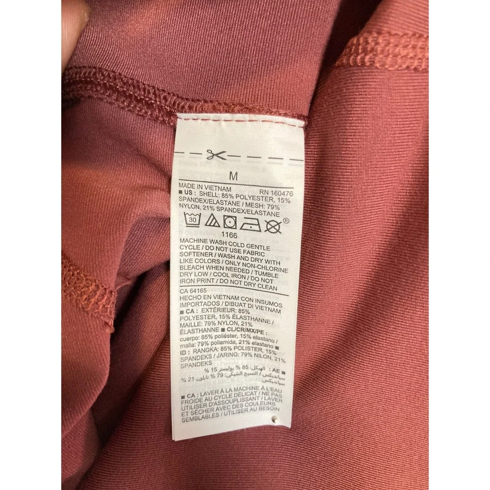 Athletic Old Navy Girls M Terracotta Rose Elevate High Rise Go-Dry Crop Leggings